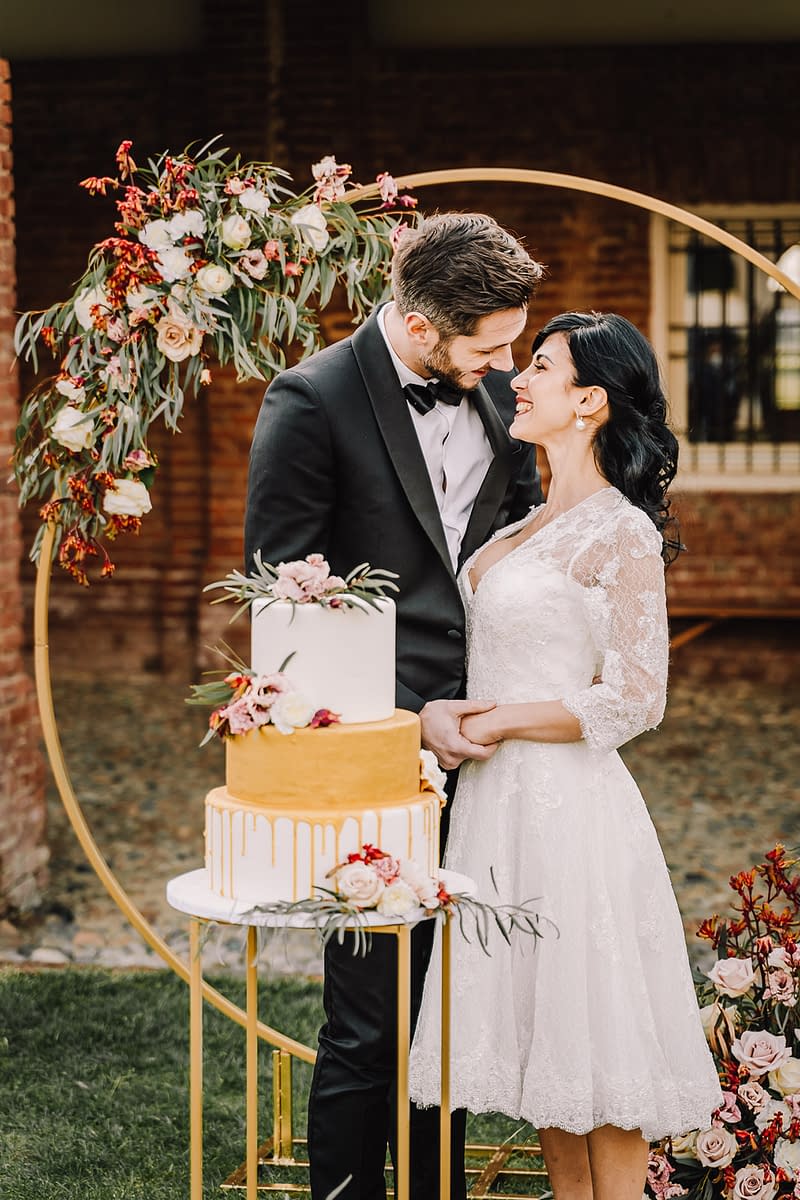 luxury-farm-wedding-taglio-torta